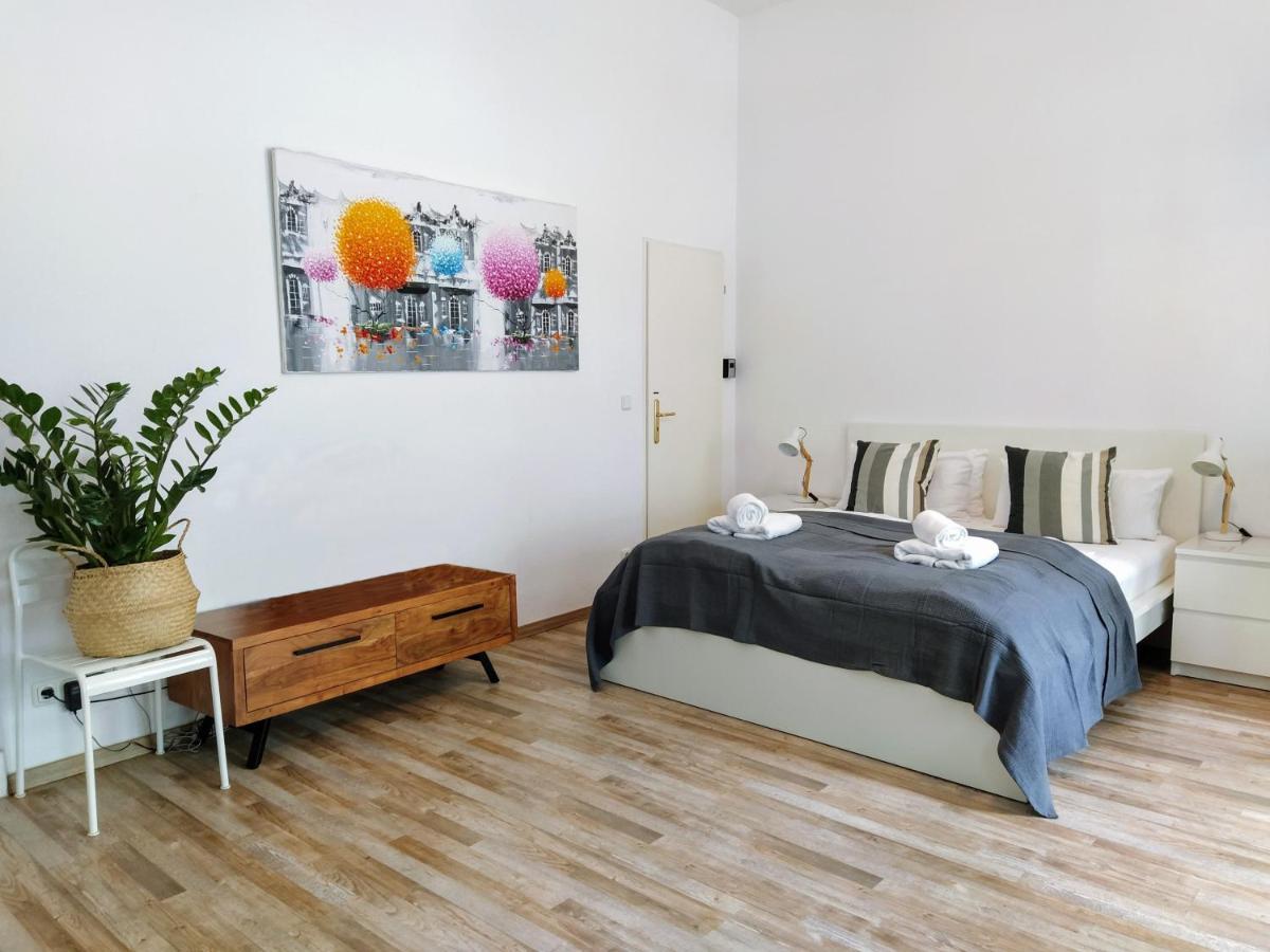 Cozy Studio In Friedrichshain, 4 Quiet Guests Only Берлін Екстер'єр фото